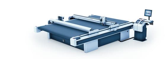 Foto da plotter de corte automática Zünd de última geração em operação na Ofsete